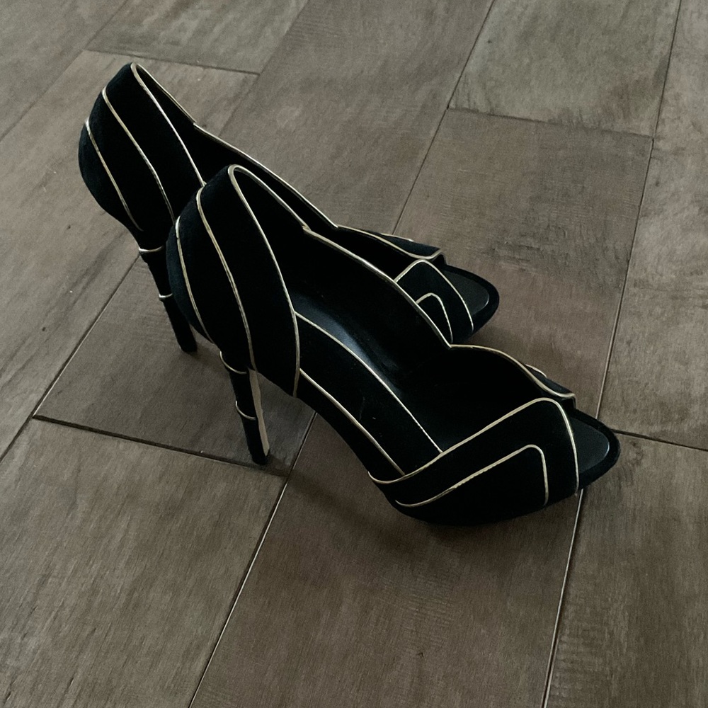 BCBG Maxazria Black heels